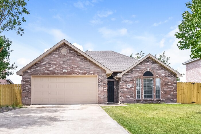 Foto principal - 507 Brazos St