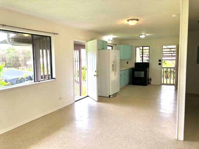 Building Photo - 18-2050 Nau Nani Rd