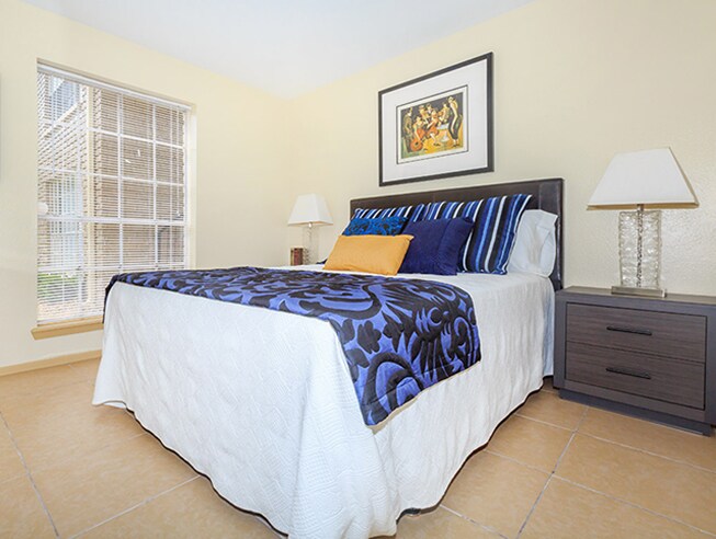 Foto del edificio - 502 W Crosstimbers St