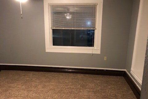 Sala de estar - 163 W Mill St