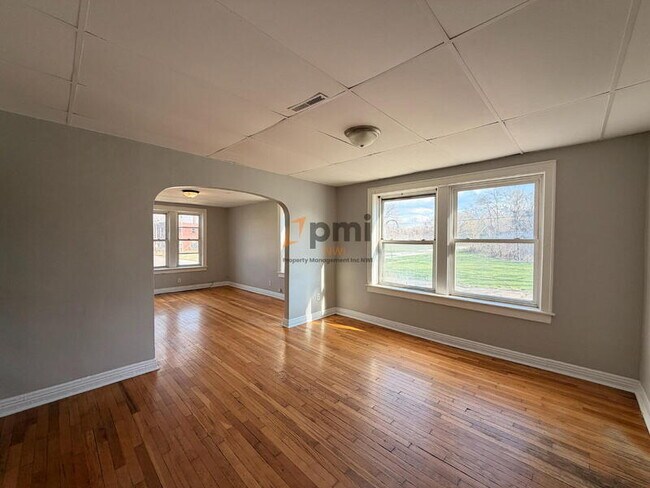 Foto del edificio - 672 Connecticut St