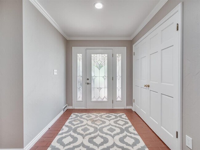 Foto del edificio - 1516 E Britton Rd