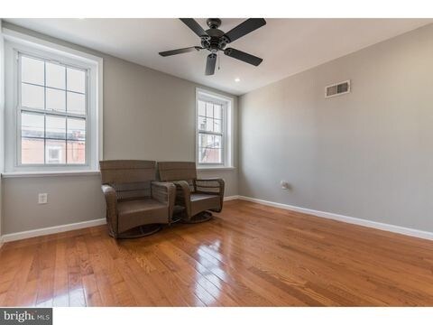 Foto del edificio - 1728 S 18th St