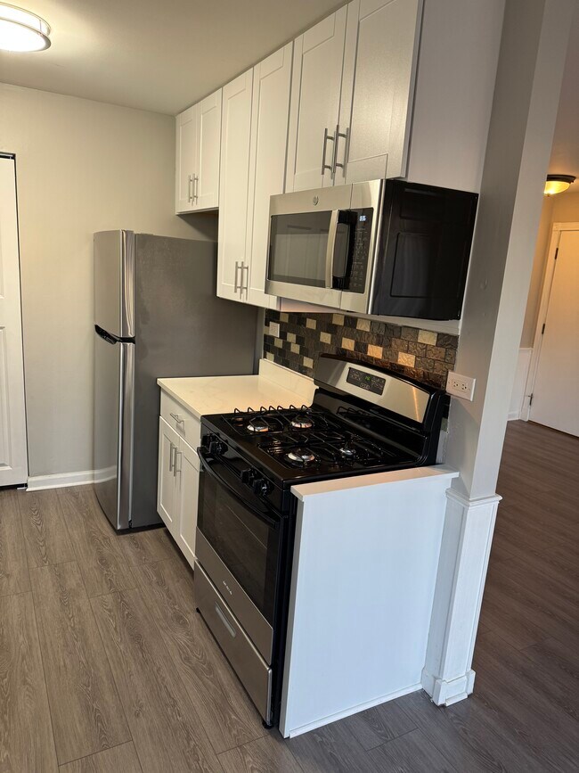 Foto del edificio - 746 Candleridge Ct