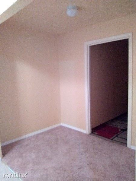Building Photo - 4 br, 2 bath House - 6259 Foxhunter Road