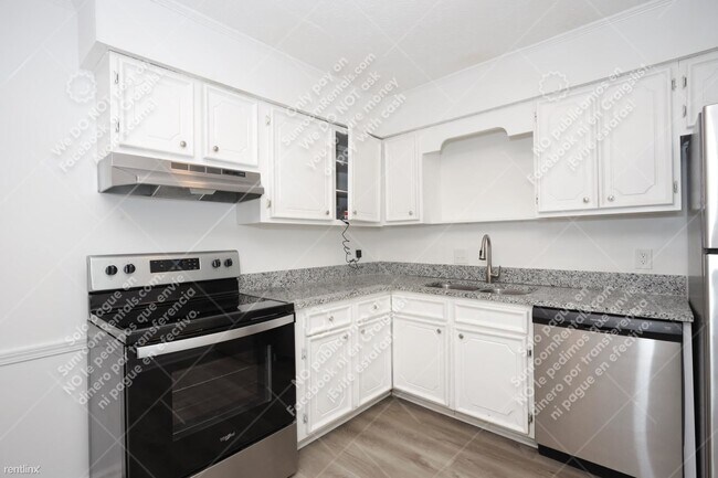 Foto del edificio - 3 br, 2 bath House - 112 Clydesdale Rd