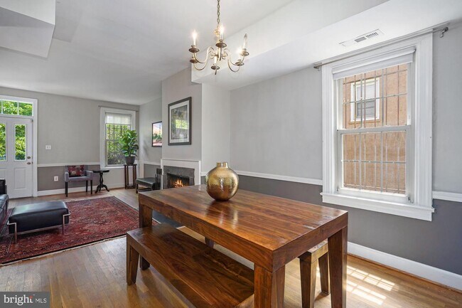 Foto del edificio - 521 9th St SE