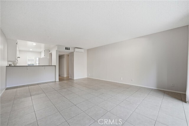 Building Photo - 82 Tangelo