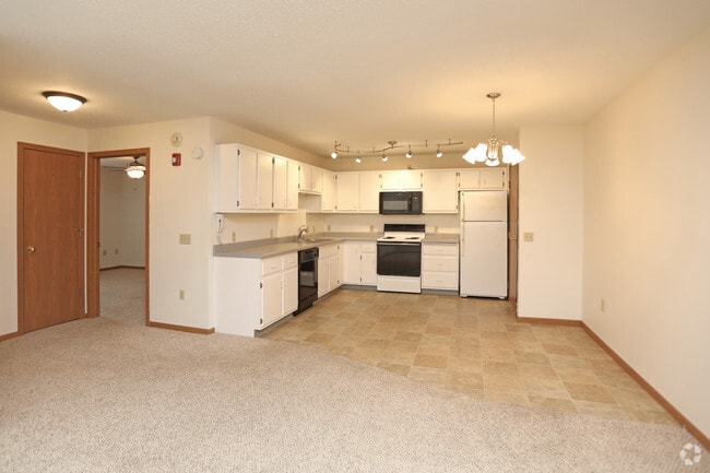 2BR, 1BA - 900 SF - Sherman Oaks