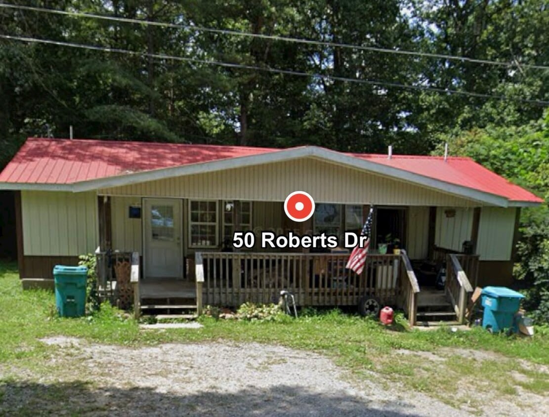 Building Photo - 50 Roberts Dr