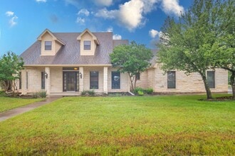 Building Photo - 190 Deer Creek Dr