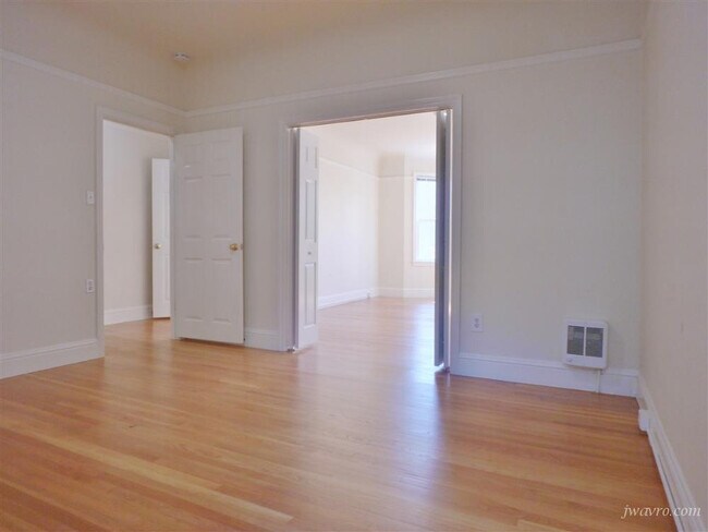 Building Photo - 3006 Gough St