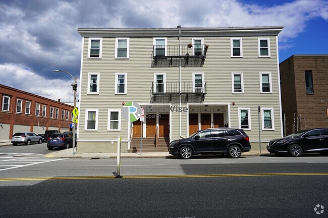 Building Photo - 36 L St
