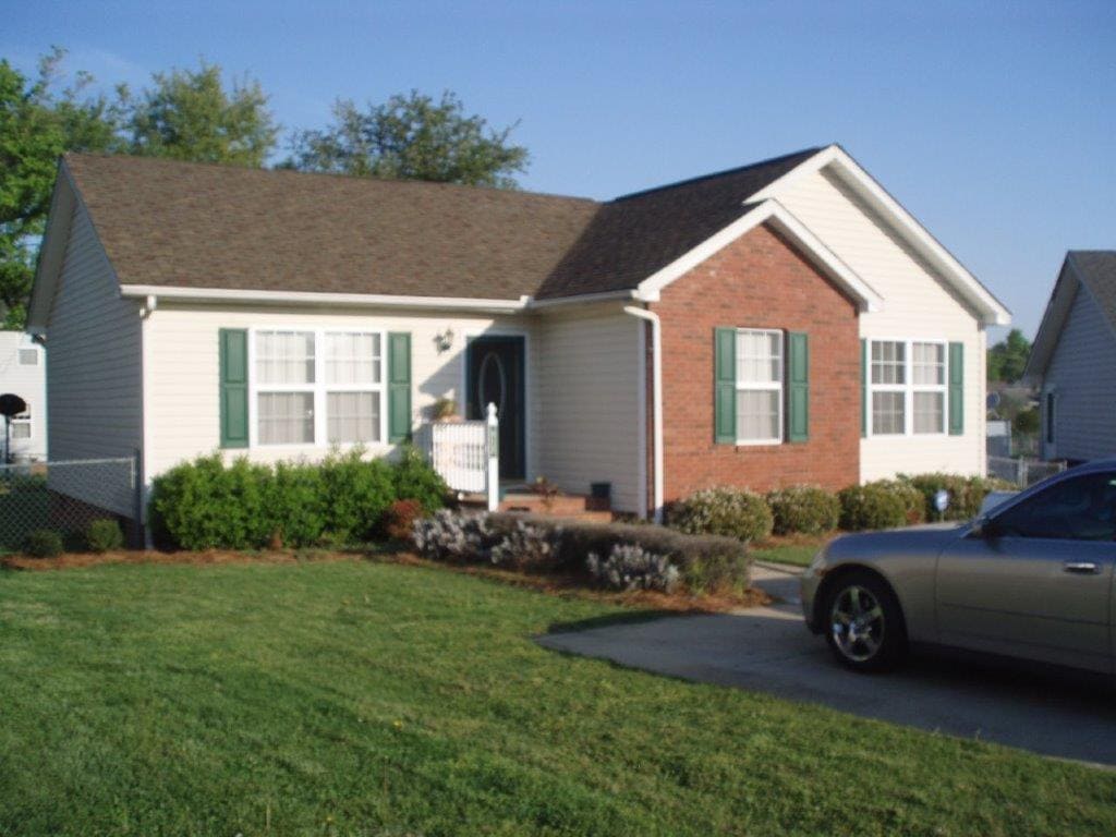 Foto principal - 912 Lyme Brook Ln