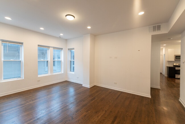Building Photo - 1339 W Early Ave