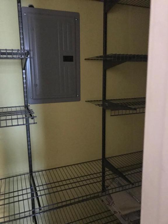 Foto del edificio - 112 E Oak St #5