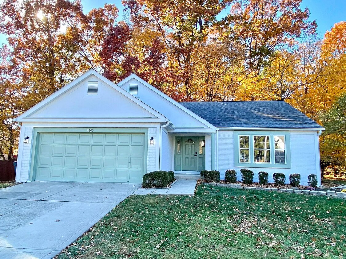 1605 Weiskopf Dr, Columbus, OH 43228 House Rental in Columbus, OH