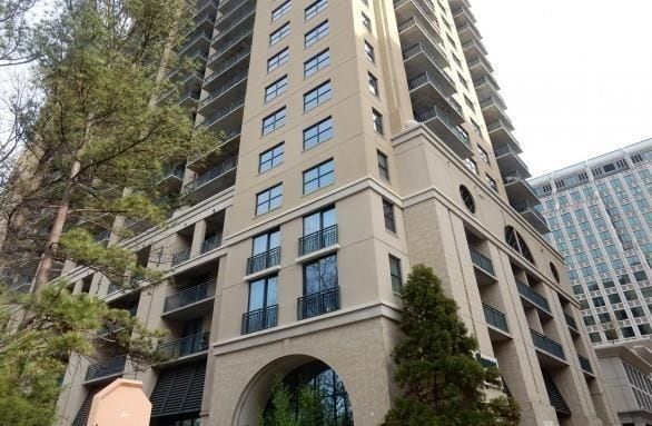 Building Photo - 3040 Peachtree Rd