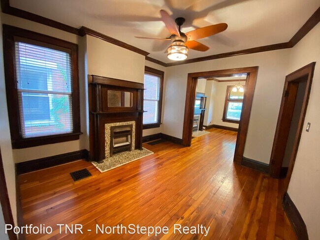 Building Photo - 4 br, 2.5 bath Apartment - 634 Neil Ave