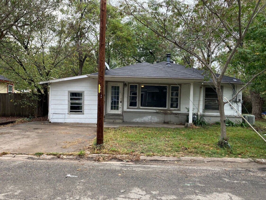 Foto principal - 4017 Gordon St