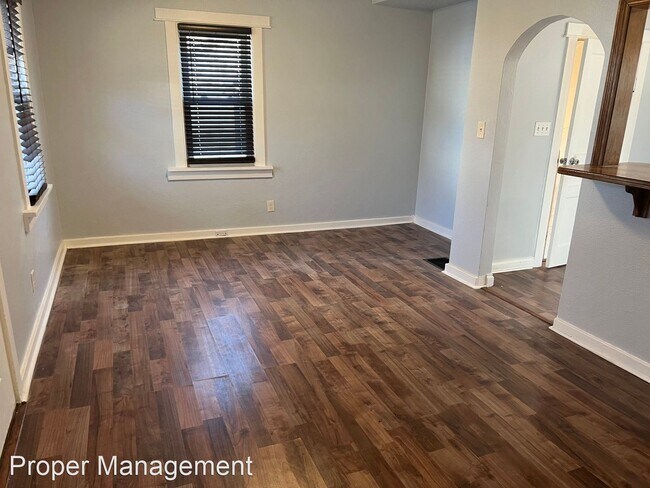 Building Photo - 2 br, 1 bath House - 3614 El Paso Ave