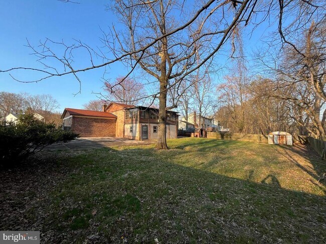 Foto del edificio - 311 Bonhill Dr