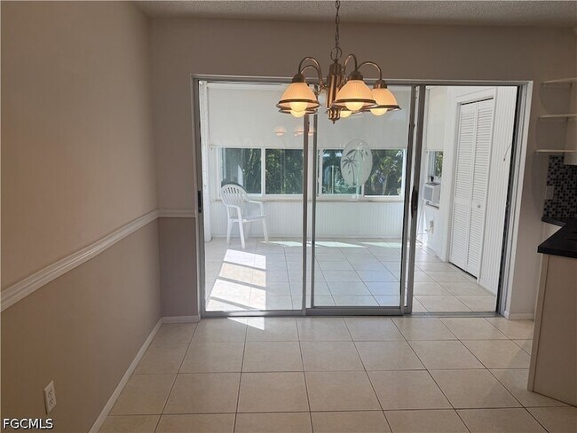Foto del edificio - 7400 College Pkwy