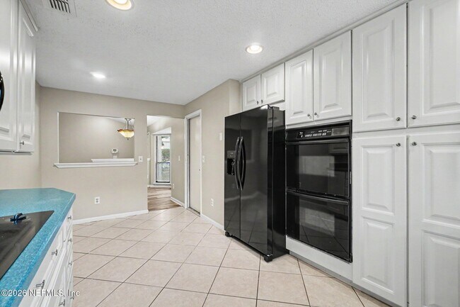 Foto del edificio - 11256 Southington Pl