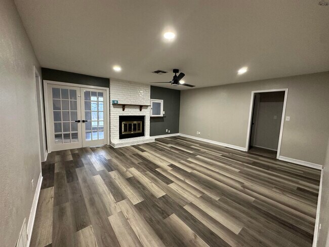 Foto del edificio - 2805 Ecleto Blvd