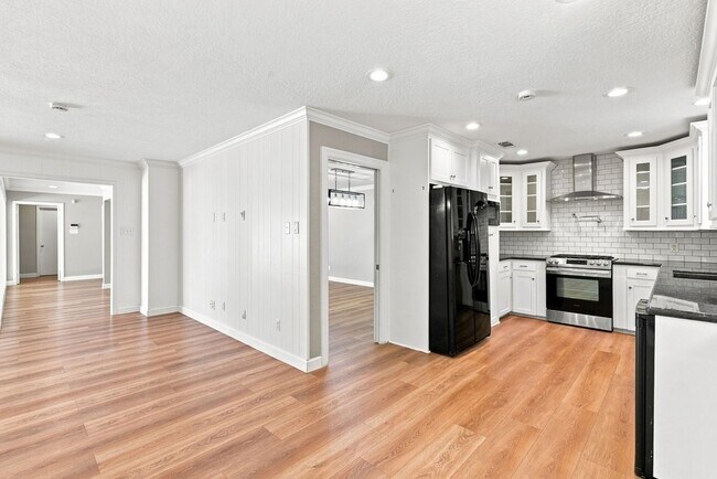 Foto del edificio - 5522 Dumfries Dr
