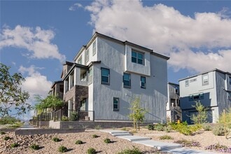 Building Photo - 1474 Whistling Kite St