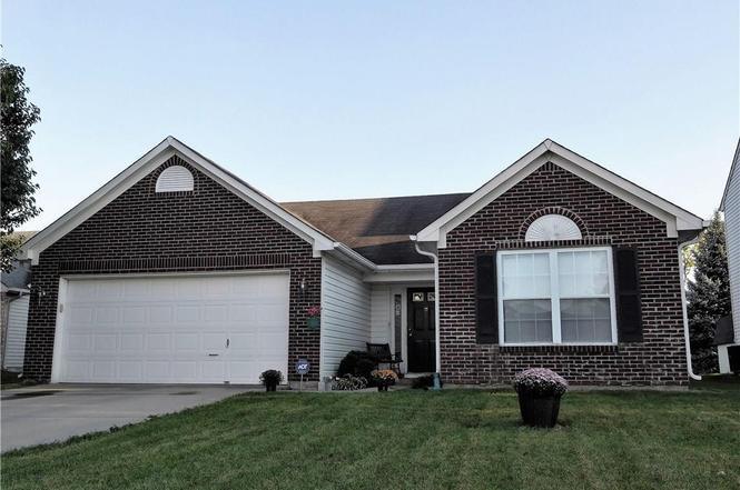 Foto principal - 9661 Trail Dr