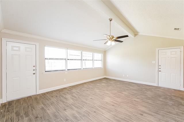 Foto del edificio - 2505 Trenton Dr