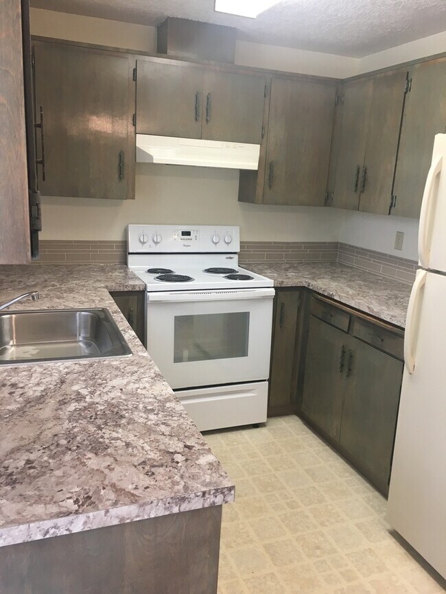 Foto del edificio - 13311 Clairmont Way