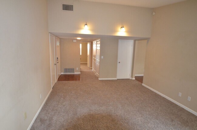 Foto del edificio - 9452 Butterfield Way