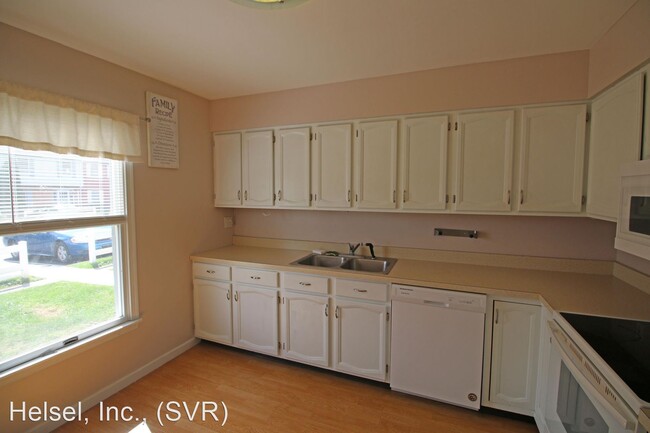 Building Photo - 2 br, 2.5 bath House - 654 Allenview Drive