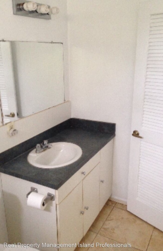 Building Photo - 2 br, 1 bath House - 4711 HALEILIO
