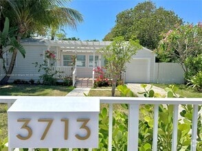 Building Photo - 3713 N Flagler Dr