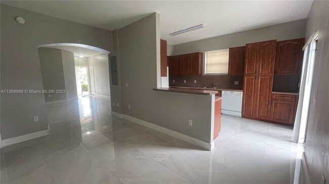 Foto del edificio - 3585 NE 5th St