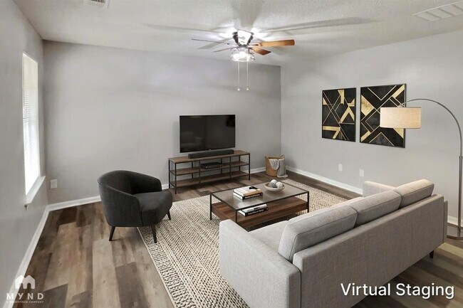 Foto del edificio - 6041 Creekerton Blvd