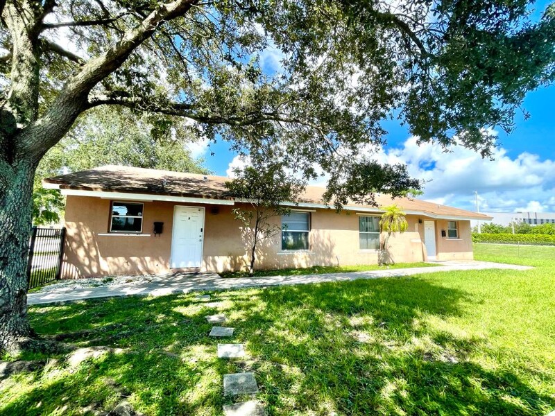5991 SW 36th Ct Unit 1, Davie, FL 33314 Room for Rent in Davie, FL