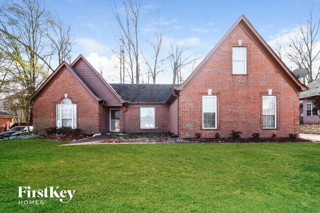 Building Photo - 7761 Shadow Hills Dr