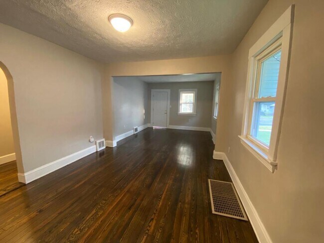 Foto del edificio - 43 Forbes Road