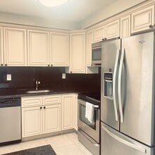 Building Photo - 177 Flanders C