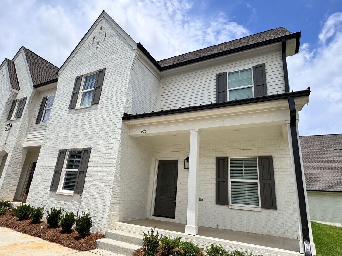 Foto principal - 3BR/3.5BA For Rent