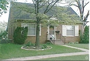 Building Photo - 2231 Hamilton St SW