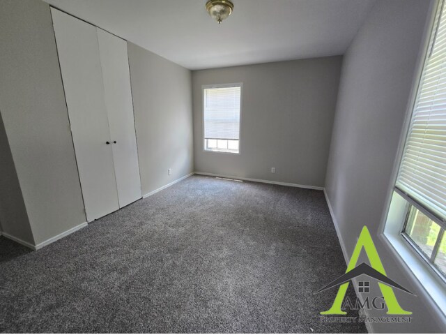 Foto del edificio - 8838 Frontenac Rd