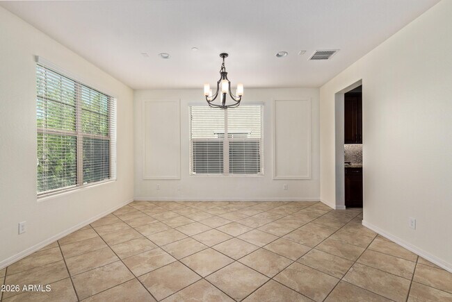 Building Photo - 9372 W Louise Dr