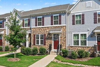 Building Photo - 9342 Mallard Mls Dr