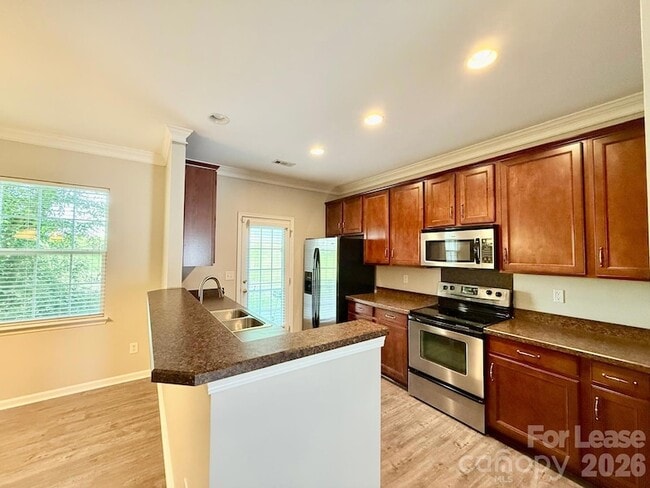 Building Photo - 11848 Lion Cub Ln